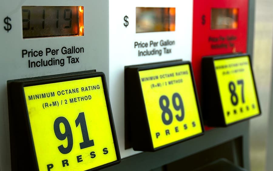 Gas Prices Hold Firm This Week as Markets Brace for Uncertainty