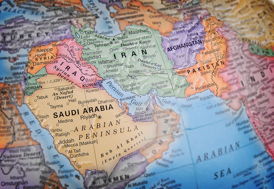 Iran War Pressures Growth and Fuels Inflation Fears