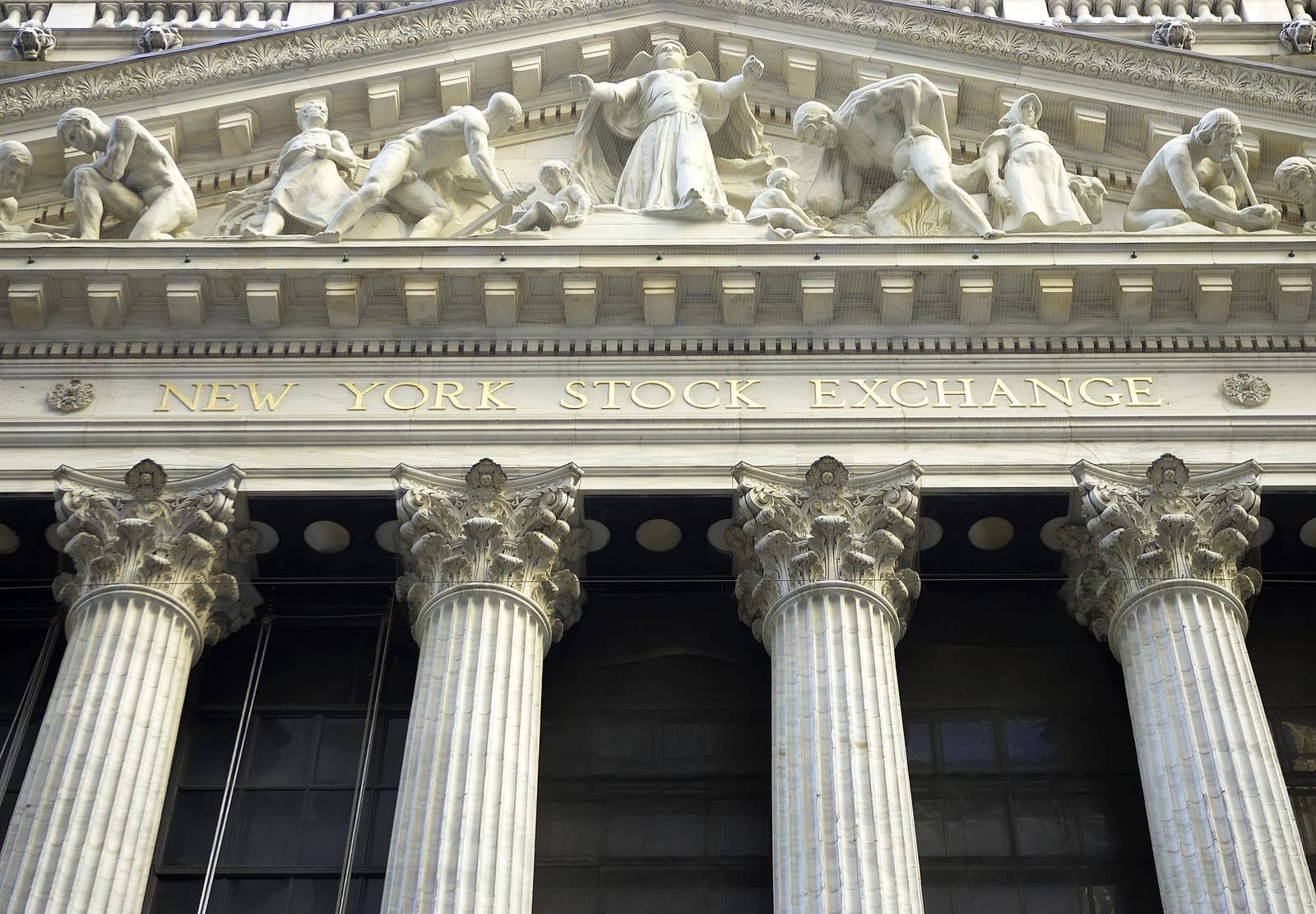 U.S. Stock Market Pulls Back Slightly