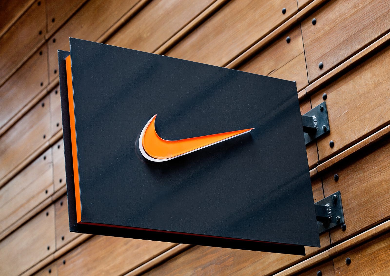 Nike Maintains $0.41 Quarterly Dividend